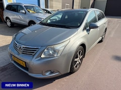 Toyota Avensis Wagon - 1.8 VVTi Panoramic 2010 Navigatie + Keyless + Bluetooth 100% dealer onderhouden. Boekjes z
