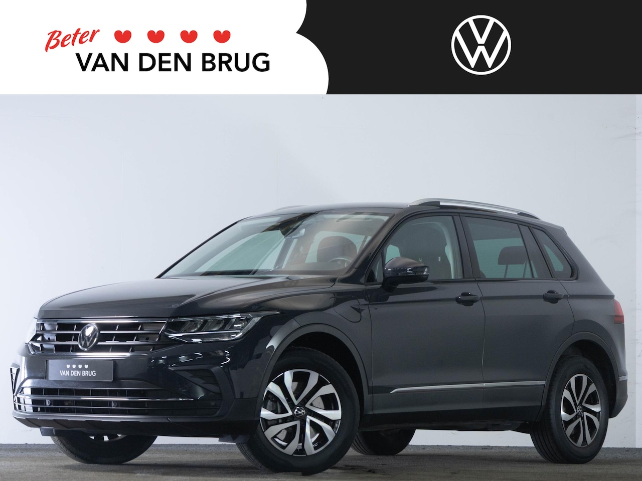 Volkswagen Tiguan - 1.4 TSI 245 PK DSG eHybrid Active | LED | Trekhaak | Navigatie Pro | Stoel & Stuurwielverw - AutoWereld.nl