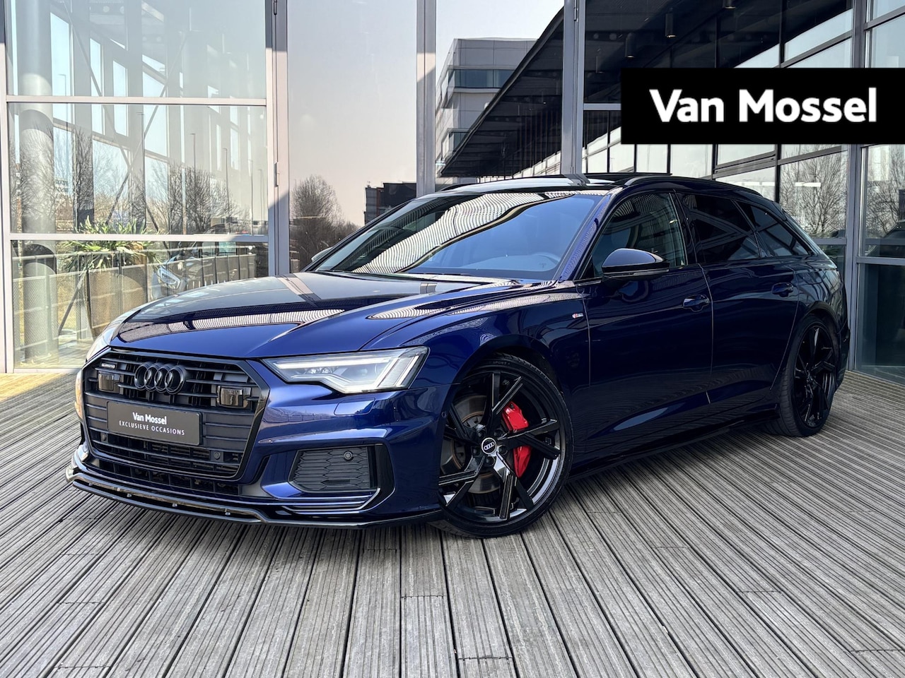 Audi A6 Avant - 55 TFSI e quattro Competition | 2 x S-LINE | 21 INCH ZWART | NAVARRABLAUW | PANORAMA/SCHUI - AutoWereld.nl