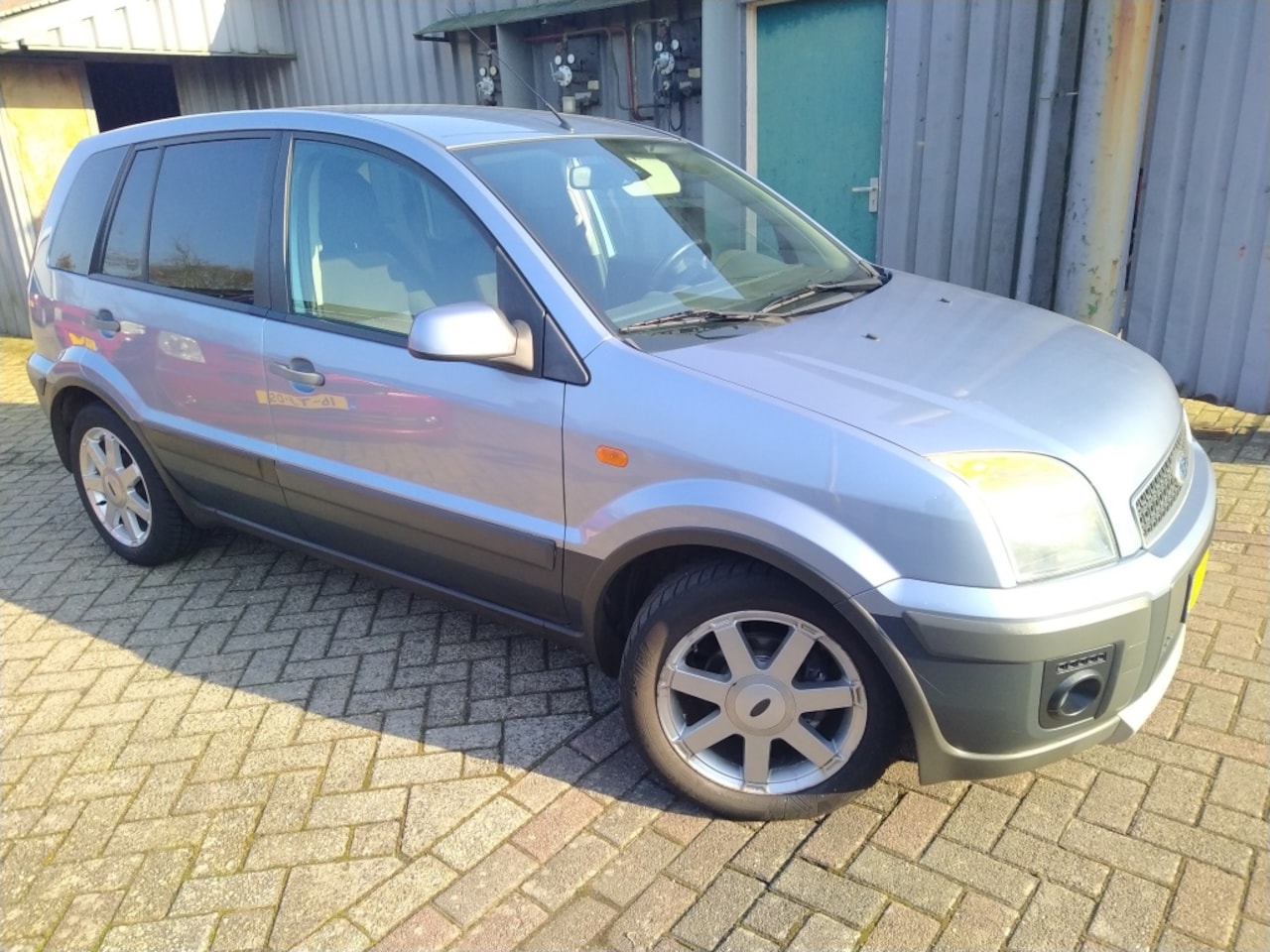 Ford Fusion - 1.6-16V Crossroad 1.6-16V Crossroad - AutoWereld.nl