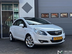 Opel Corsa - 1.4-16V Color Edition |Automaat|Pano|Cruise|Elek. ramen|Multif. stuur|NAP