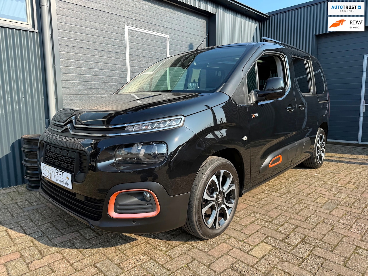 Citroën Berlingo - 1.2 PureTech Shine XTR-Edition Vol Optie ! - AutoWereld.nl