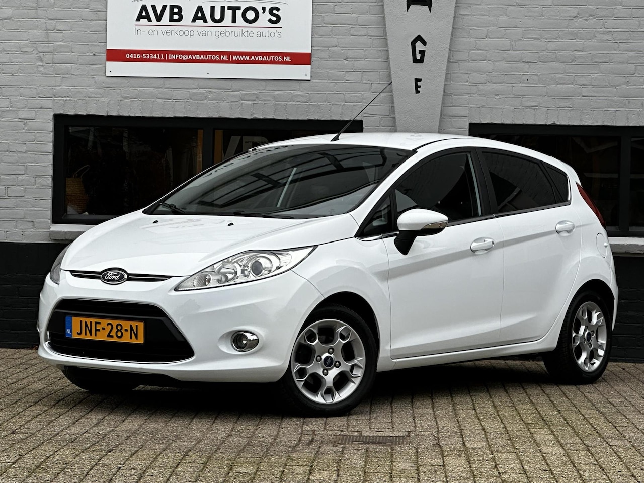 Ford Fiesta - 1.25 Titanium Cruise Clima PDC Nieuwe Distributie - AutoWereld.nl