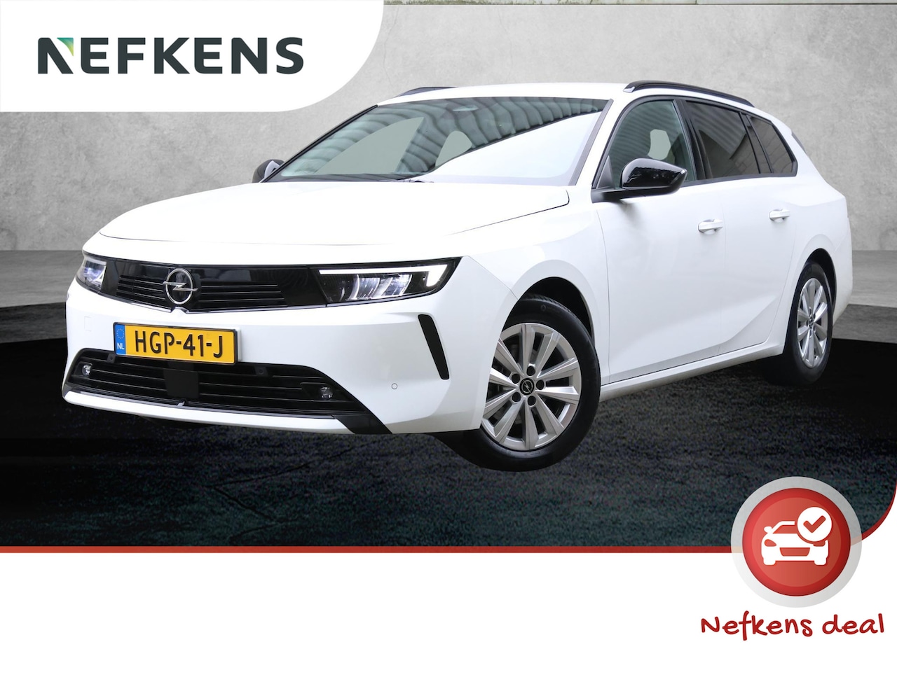 Opel Astra Sports Tourer - 110PK Turbo Business Edition | Navigatie | Camera | AGR stoelen met verwarming | Parkeerse - AutoWereld.nl