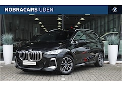 BMW 2-serie Active Tourer - 218i M Sport Automaat / Panoramadak / Sportstoelen / M Adaptief onderstel / Head-Up / Geti