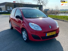 Renault Twingo - 1.2 Authentique, Airco, Elektr ramen, Radio CD speler, Geen import, Nap