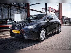 SEAT Ibiza - 1.0 EcoTSI Style Business Intense | Camera | Navigatie | APP connect | Stoelverwarming | P
