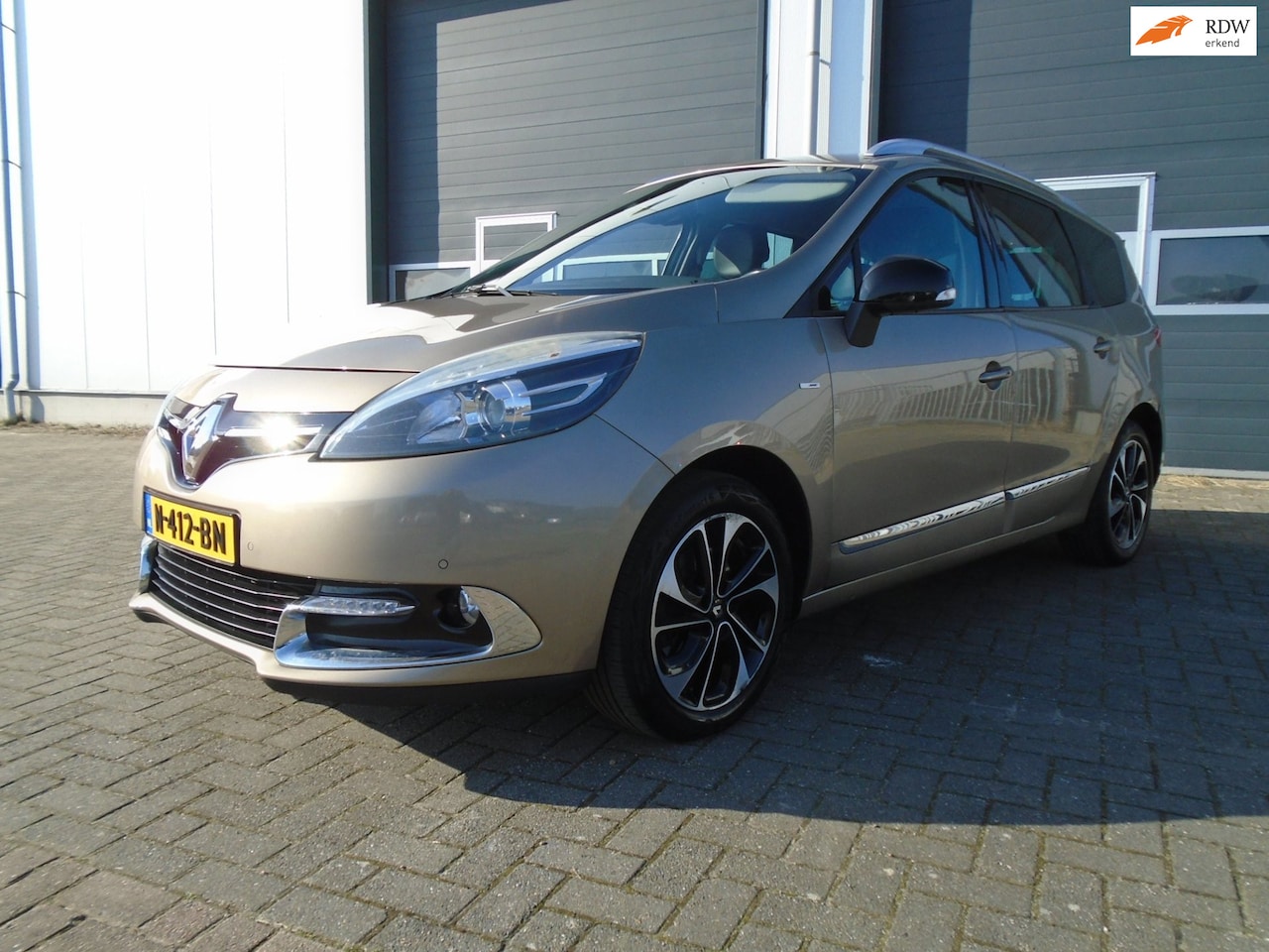 Renault Grand Scénic - 1.5 dCi Bose 7p. navi clima cruise !!! - AutoWereld.nl