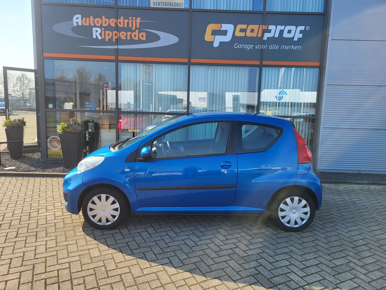 Peugeot 107 - 1.0-12V XR 1.0-12V XR - AutoWereld.nl