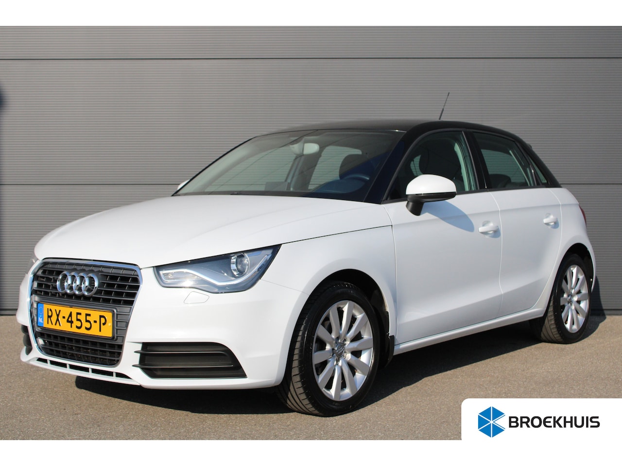Audi A1 Sportback - 1.2 TFSI Ambition Pro Line Business | Navigatie | Stoelverwarming | Xenon verlichting | Zw - AutoWereld.nl