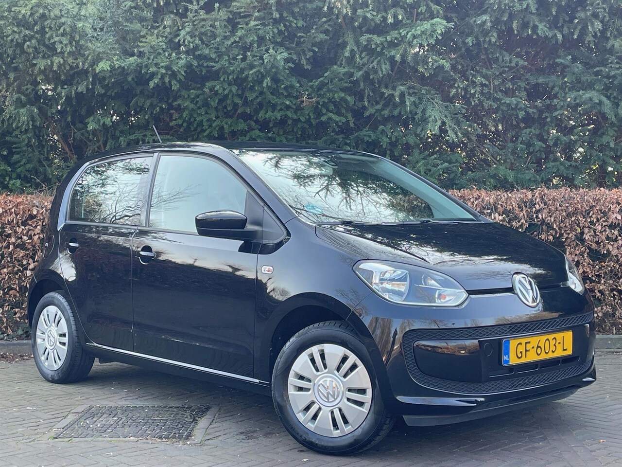 Volkswagen Up! - 1.0 move up Ecoboost/AIRCO/NAVI - AutoWereld.nl