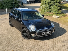 MINI Clubman - 1.5 One Salt Business Alarm - Climate Control - Bluetooth - Cruise Control - Parkeersensoren - NL Auto