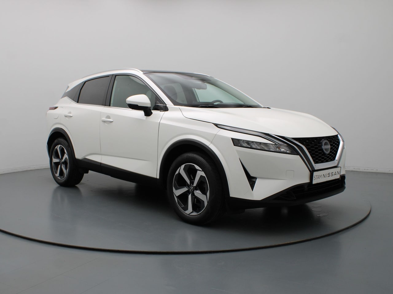 Nissan Qashqai - 158pk MHEV Xtronic N-Connecta AUTOMAAT 360° Camera | Adapt. Cruise | Navi | Parkeersens. v - AutoWereld.nl