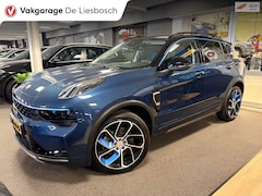 Lynk & Co 01 - 1.5 / pano / 360 camera / model 2023 / Infinity / navi / stoelverwarming