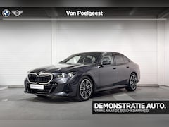 BMW 5-serie - Sedan 530e | M-Sport Pro | Travel Pack | Innovation Pack | Comfort Pack | Driving Assistan