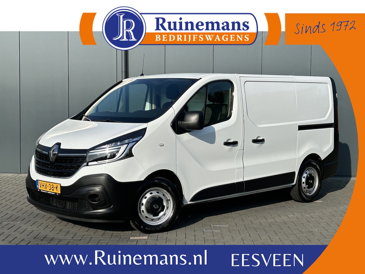 Renault Trafic - 2.0 dCi 120 PK / L1H1 / 1e EIG. / 80.067 KM !! / 2x SCHUIFDEUR / TREKHAAK / AIRCO / CRUISE - AutoWereld.nl