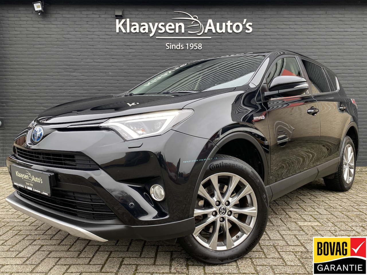 Toyota RAV4 - 2.5 Hybrid Dynamic AUT. | navigatie | adapt. cruise | stoel-/stuurverwarming | keyless go - AutoWereld.nl