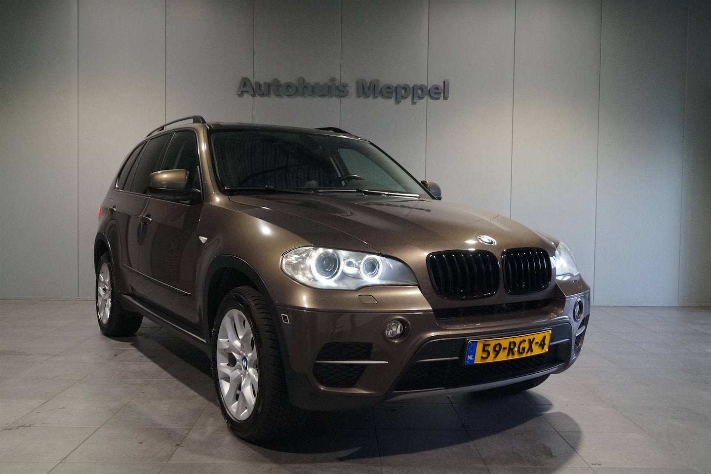 BMW X5 - xDrive35i Shadow line | Trekhaak | Adaptieve Xenon | PDC | Surround Camera | - AutoWereld.nl