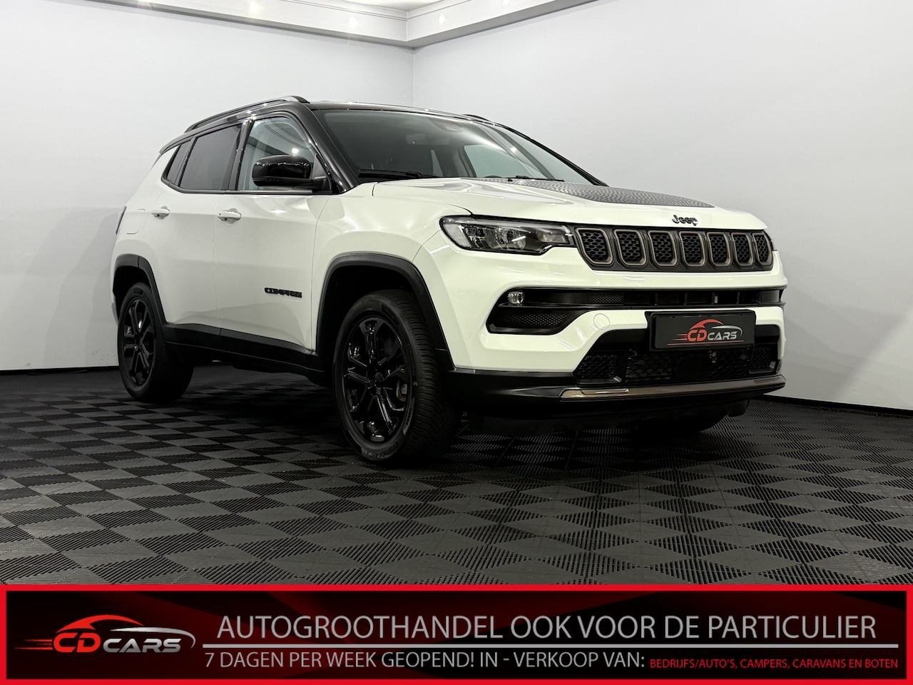 Jeep Compass - Upland 4xe 240 Plug-in Hybrid Electric S Camera, Navi, Half leder, Keyless start, Cruise c - AutoWereld.nl