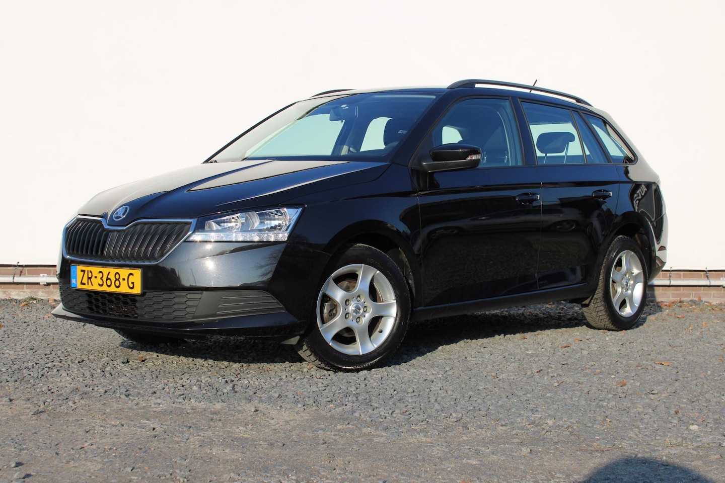 Skoda Fabia Combi - 1.0 Active Applecarpl./Andr. Auto, Cruise Control - AutoWereld.nl