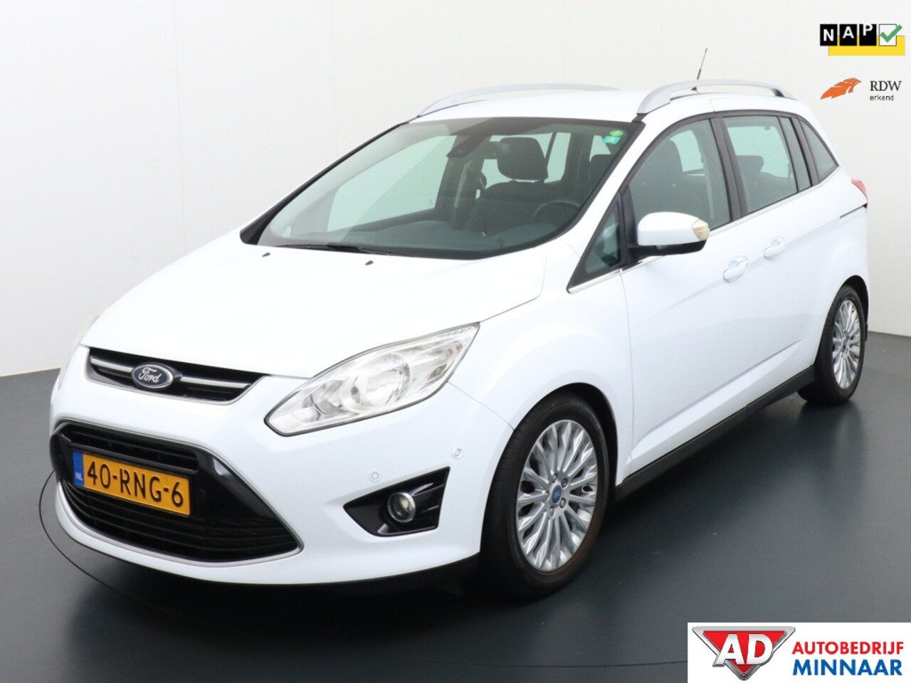 Ford Grand C-Max - 1.6 SCTi Titanium | trekhaak | hoge instap | nieuwe distributier - AutoWereld.nl