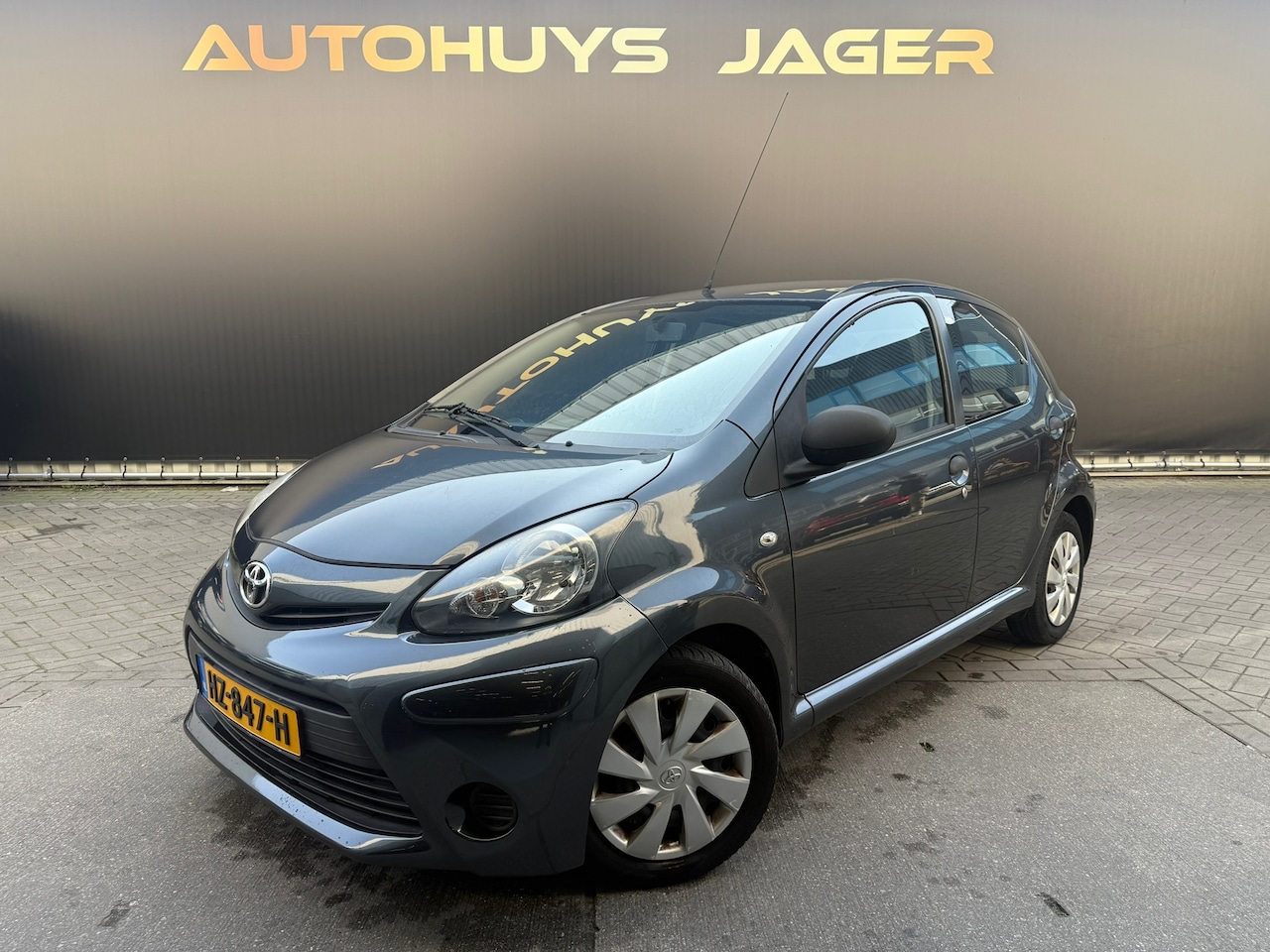 Toyota Aygo - 1.0 VVT-i Now Airco Elektrische ramen - AutoWereld.nl