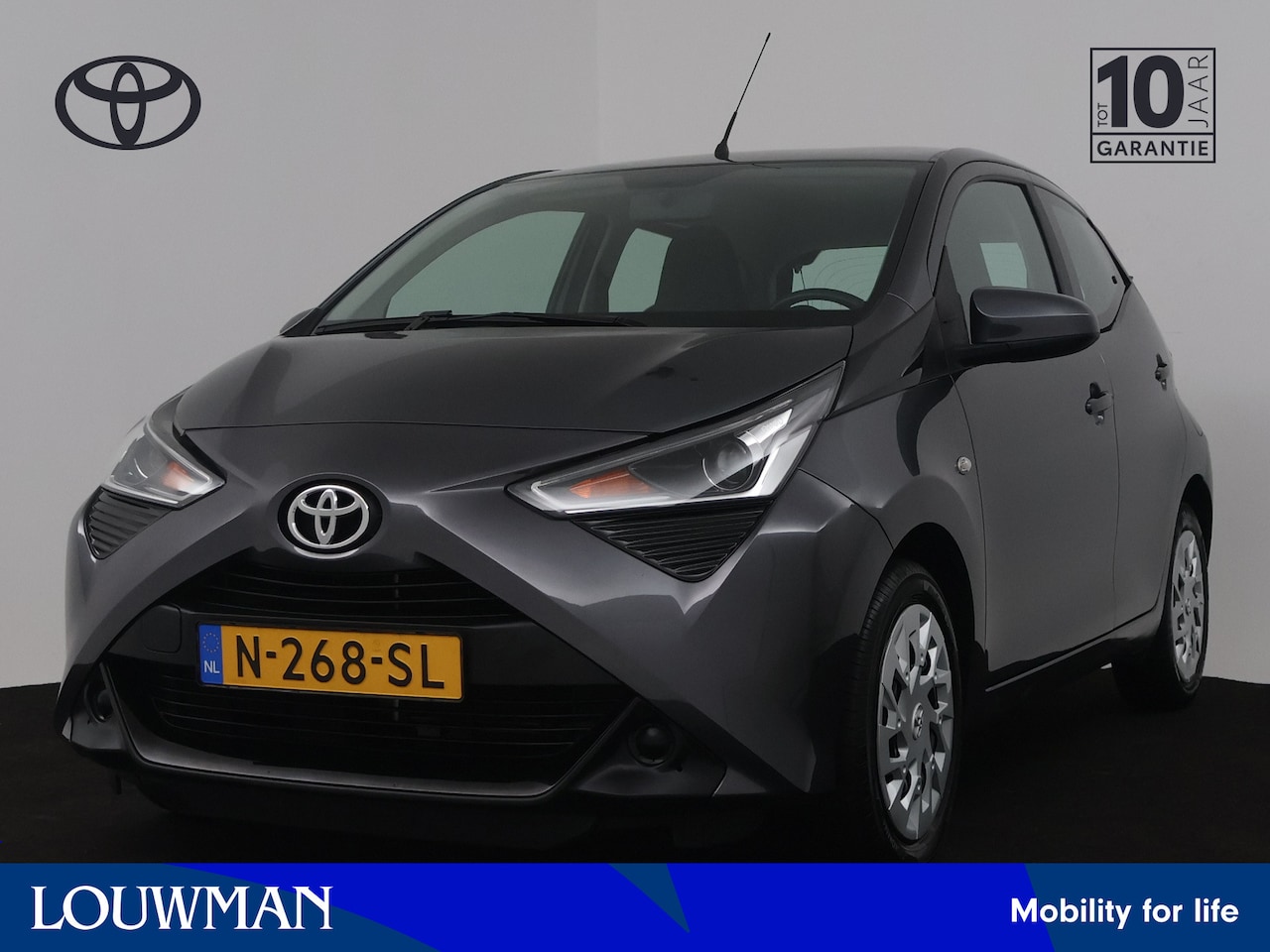 Toyota Aygo - 1.0 VVT-i x-play 1.0 VVT-i x-play - AutoWereld.nl