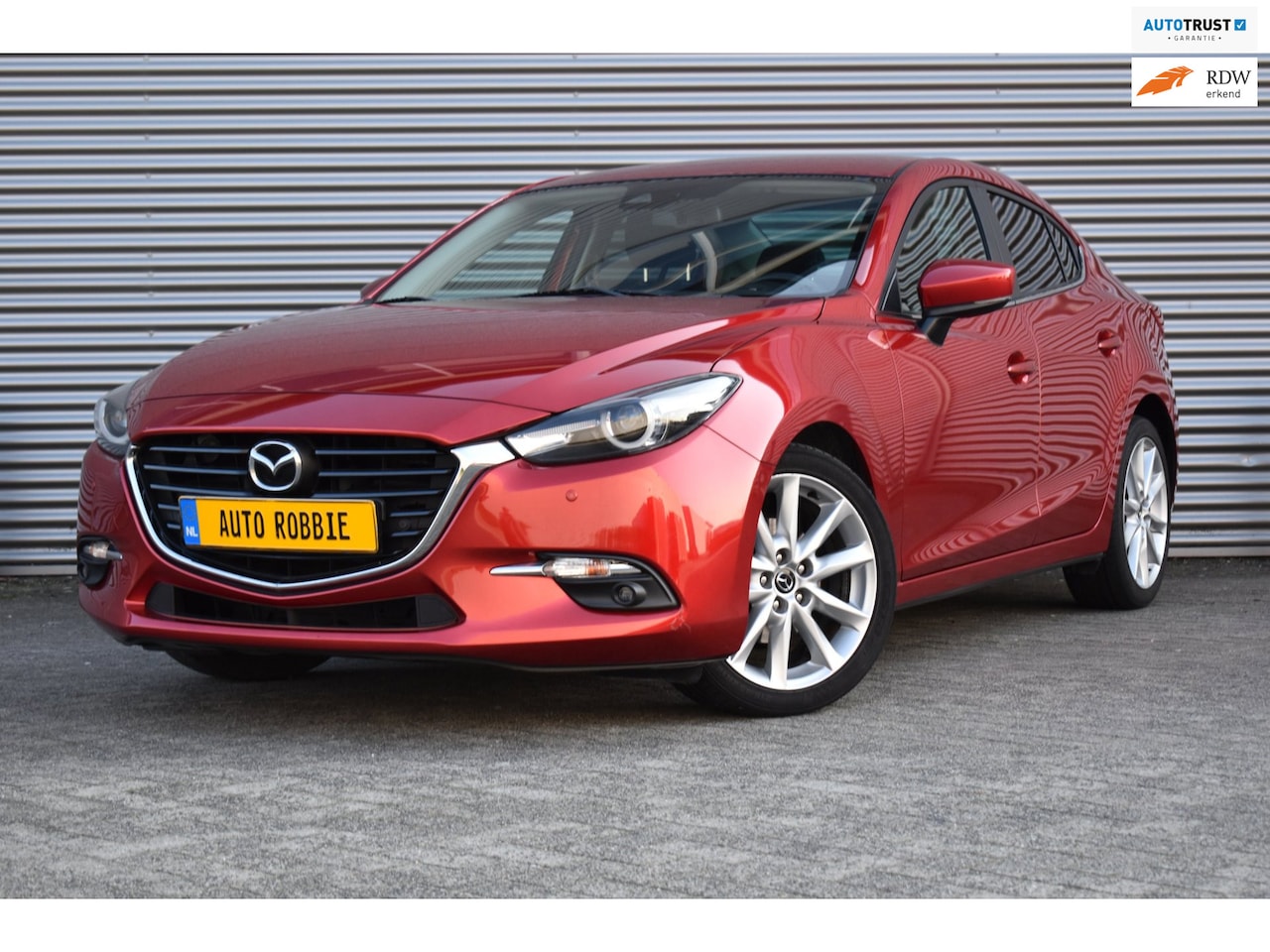 Mazda 3 - 2.0 SkyActiv-G 120-PK, Airco, Ecc, Cruise, Navi, Winterpakket. - AutoWereld.nl