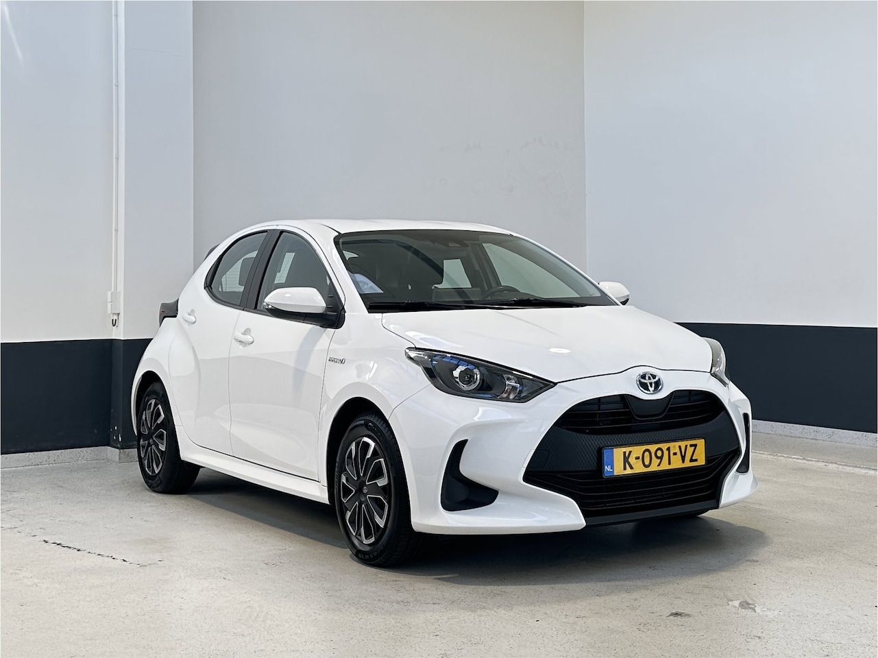Toyota Yaris - 1.5 Hybrid Active | Camera | Carplay/ Android Auto| PDC | NL | 1 EIg| - AutoWereld.nl