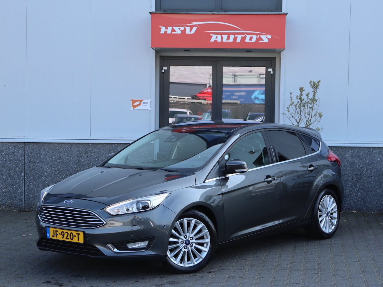 Ford Focus - 1.0 Titanium navi LM cruise org NL - AutoWereld.nl
