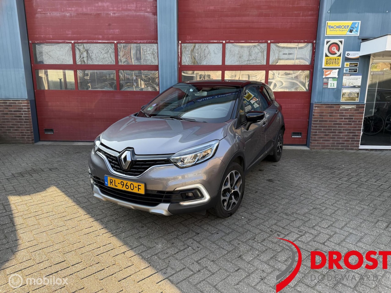 Renault Captur - 0.9 TCe Intens full options! Led,key - AutoWereld.nl
