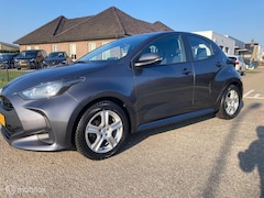 Toyota Yaris - 1.5 VVT-i Active camera apple carplay