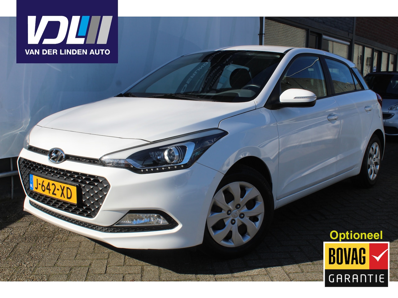 Hyundai i20 - 1.2 HP i-Motion Airco l Cruise control l Bluetooth l parkeer sensoren - AutoWereld.nl