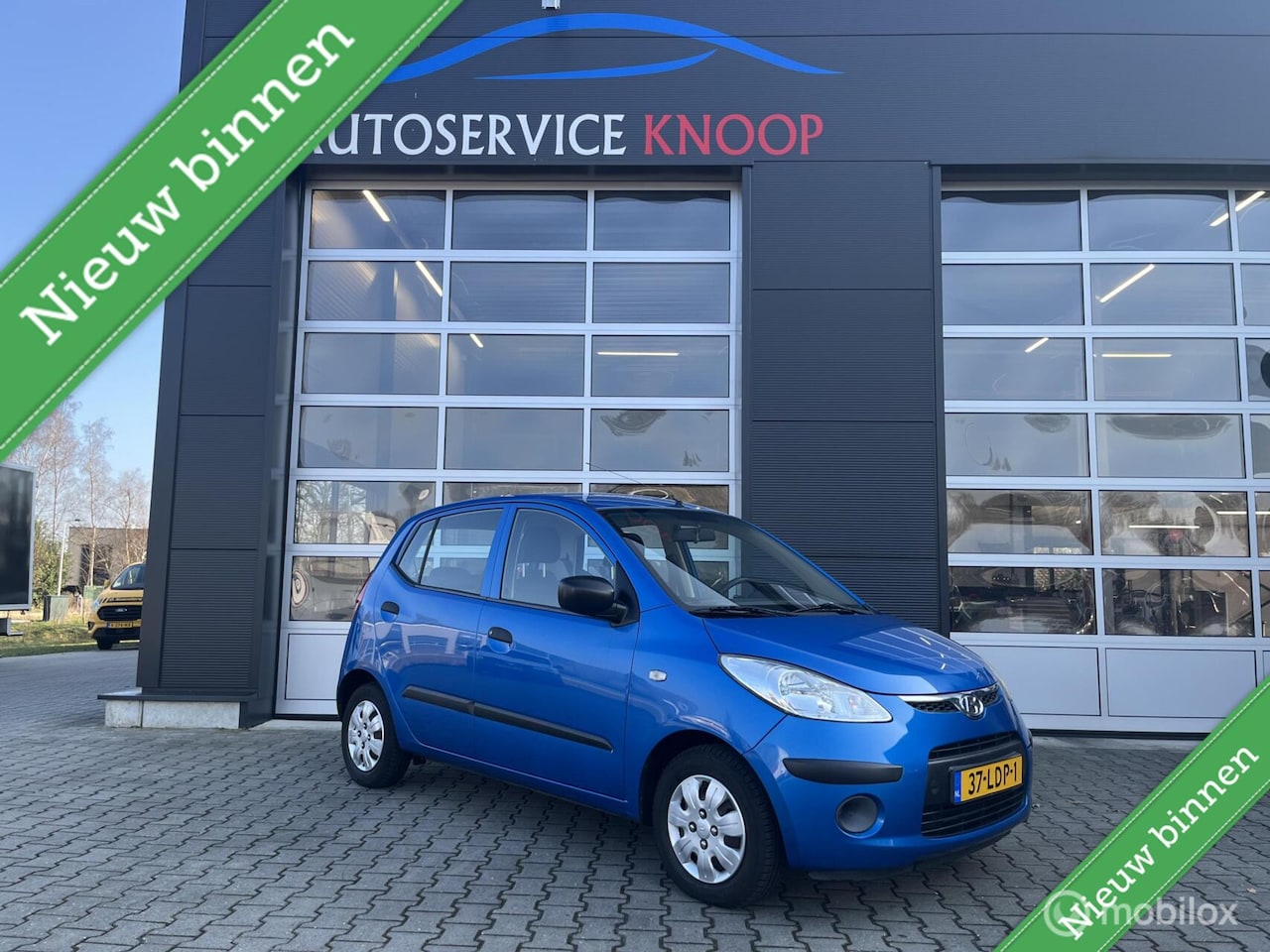 Hyundai i10 - 1.1 Active Cool met all season banden - AutoWereld.nl