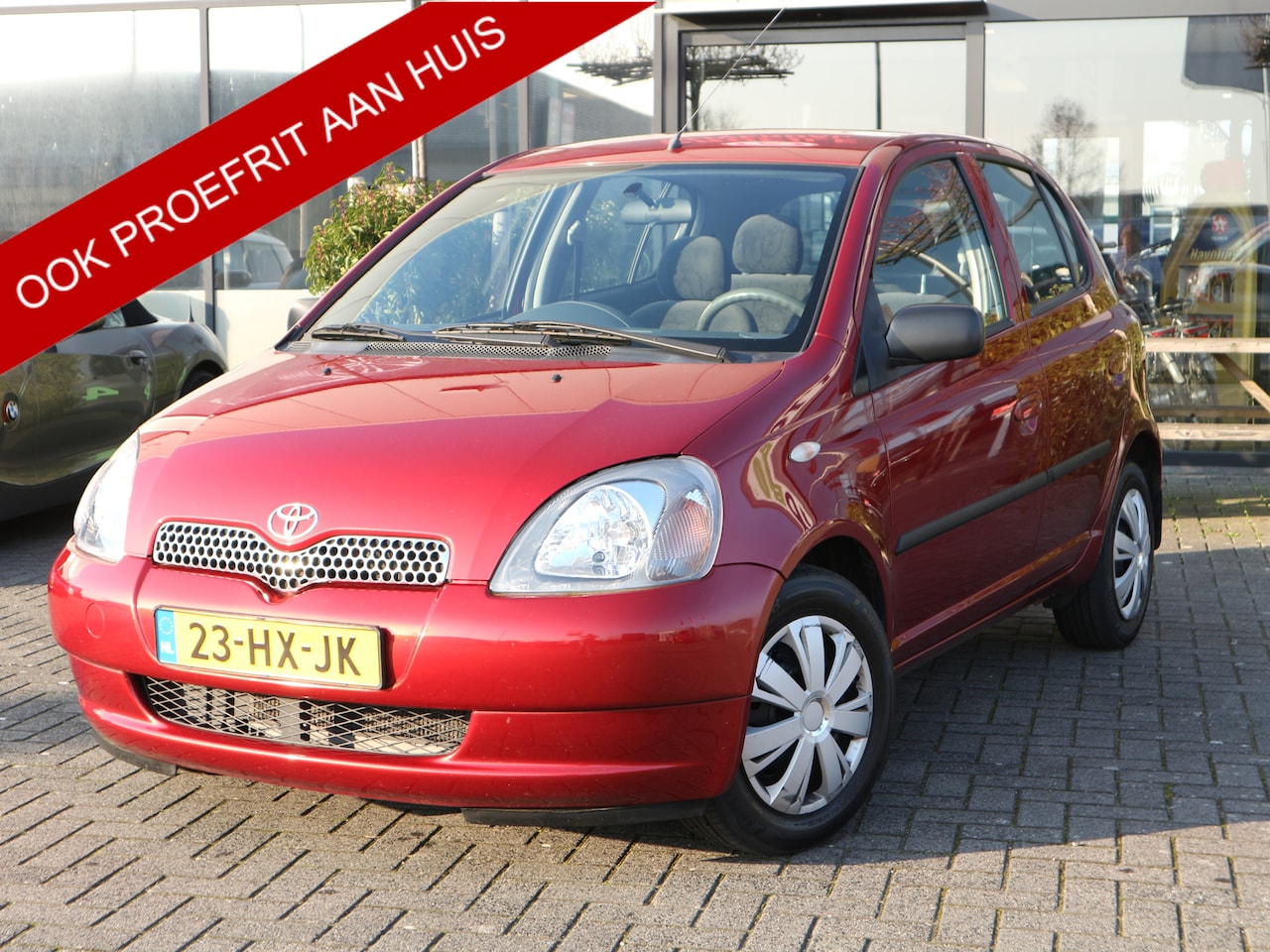 Toyota Yaris - 1.3-16V VVT-i Sol 5DRS AUTOMAAT APK 01-2027 - AutoWereld.nl
