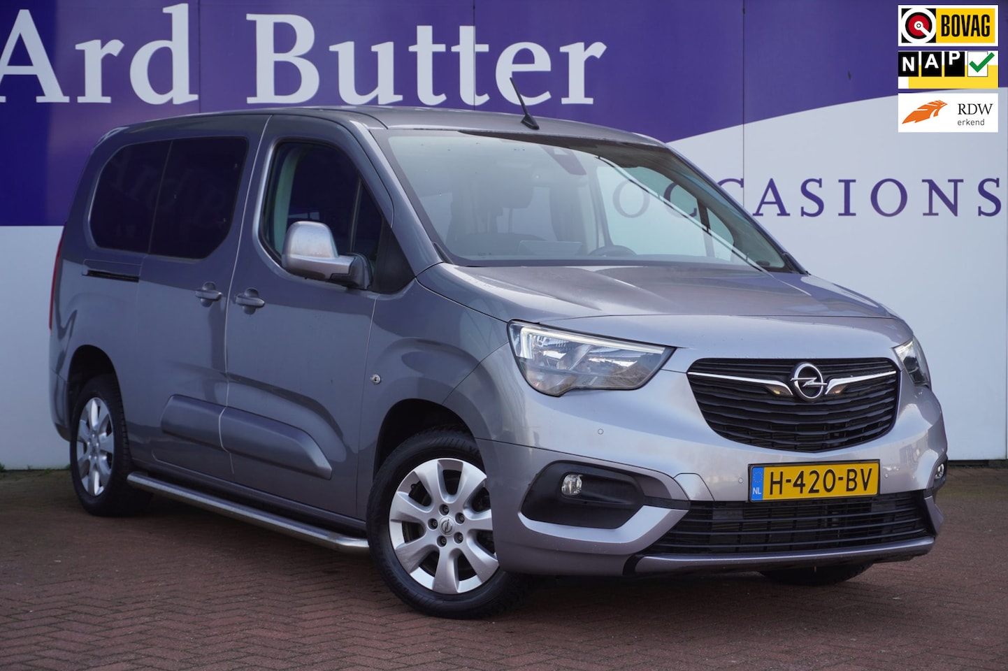 Opel Combo Tour - 1.2 Turbo L2H1 Edition 7PERS / Camera / 1EIG / Navi / Stuurverw. / DEALER ONDH. / 31-12-20 - AutoWereld.nl