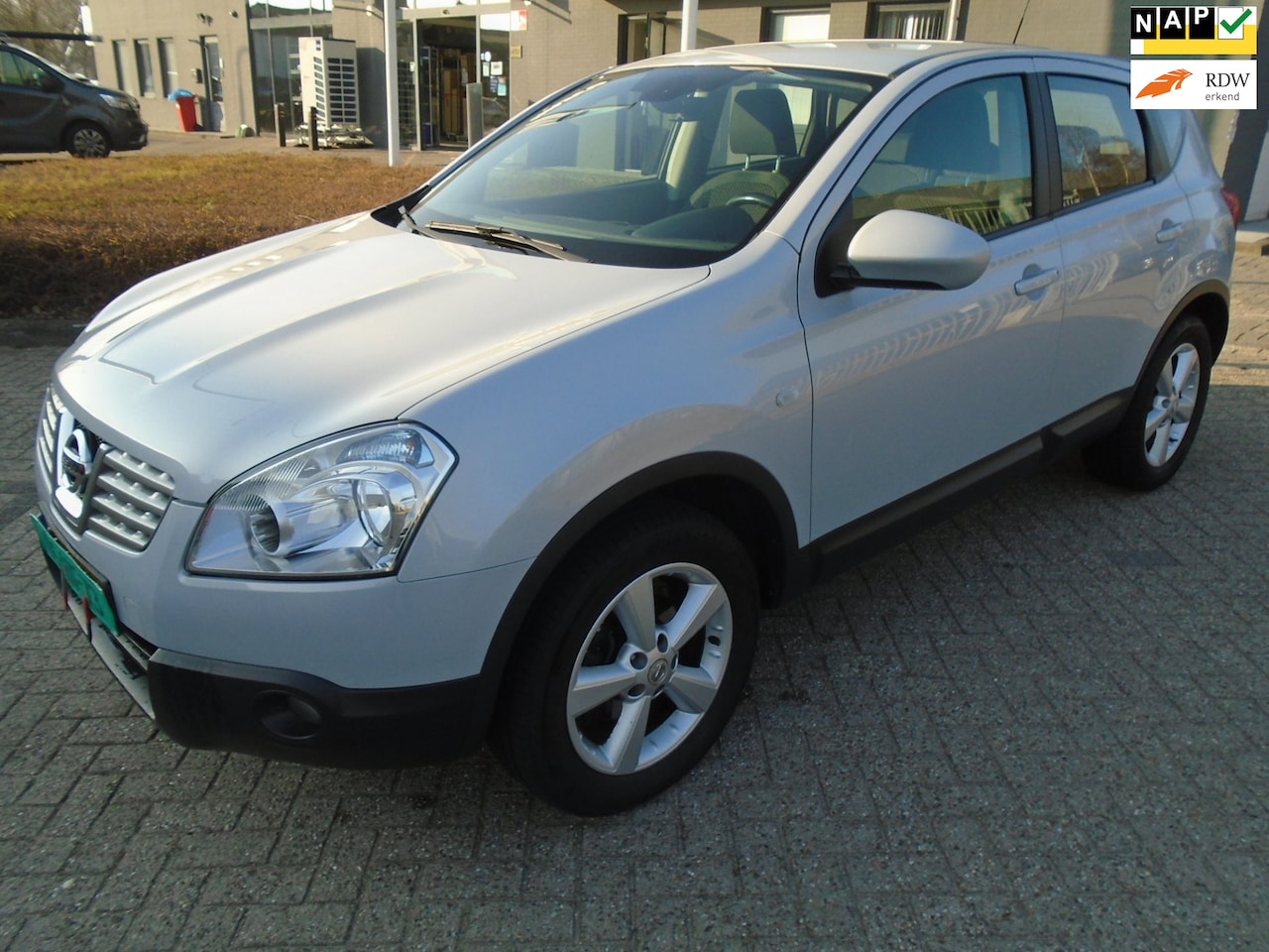 Nissan Qashqai - 1.6 Acenta 1.6 Acenta Nieuwe Apk - AutoWereld.nl