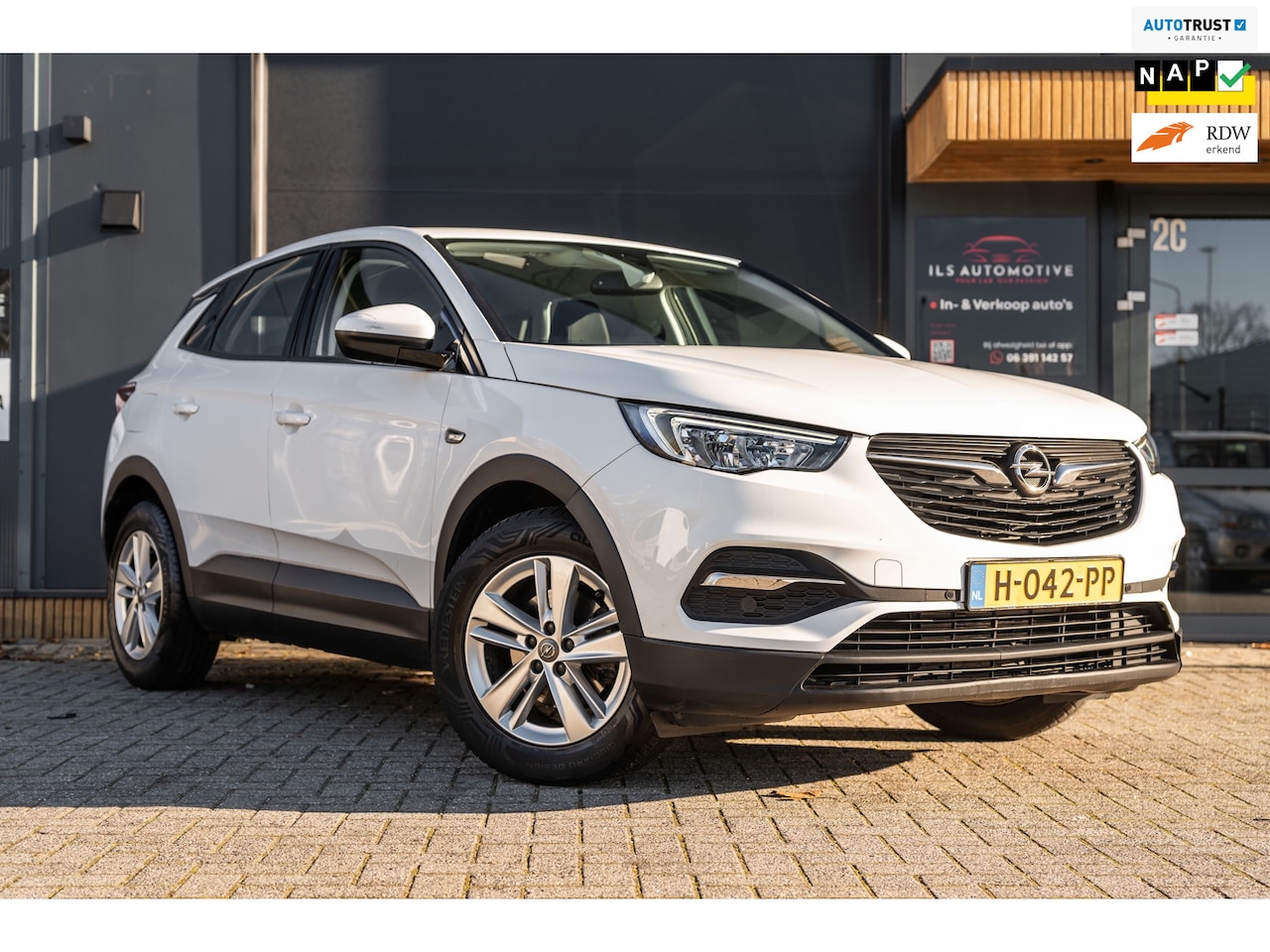 Opel Grandland X - Dealeronderhouden Trekhaak BTW NAP CarPlay - AutoWereld.nl