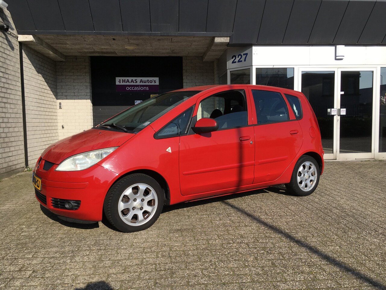 Mitsubishi Colt - 1.3 Heartbeat / AIRCO / 5 DEUREN / ALU VELGEN / APK FEBRUARI 2027 - AutoWereld.nl