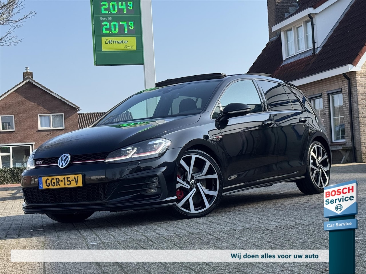 Volkswagen Golf - 7.5 2.0 TSI GTI Performance 245PK / Pano / Virtual Cockpit / Keyless / Acc / Dcc / Stoelve - AutoWereld.nl