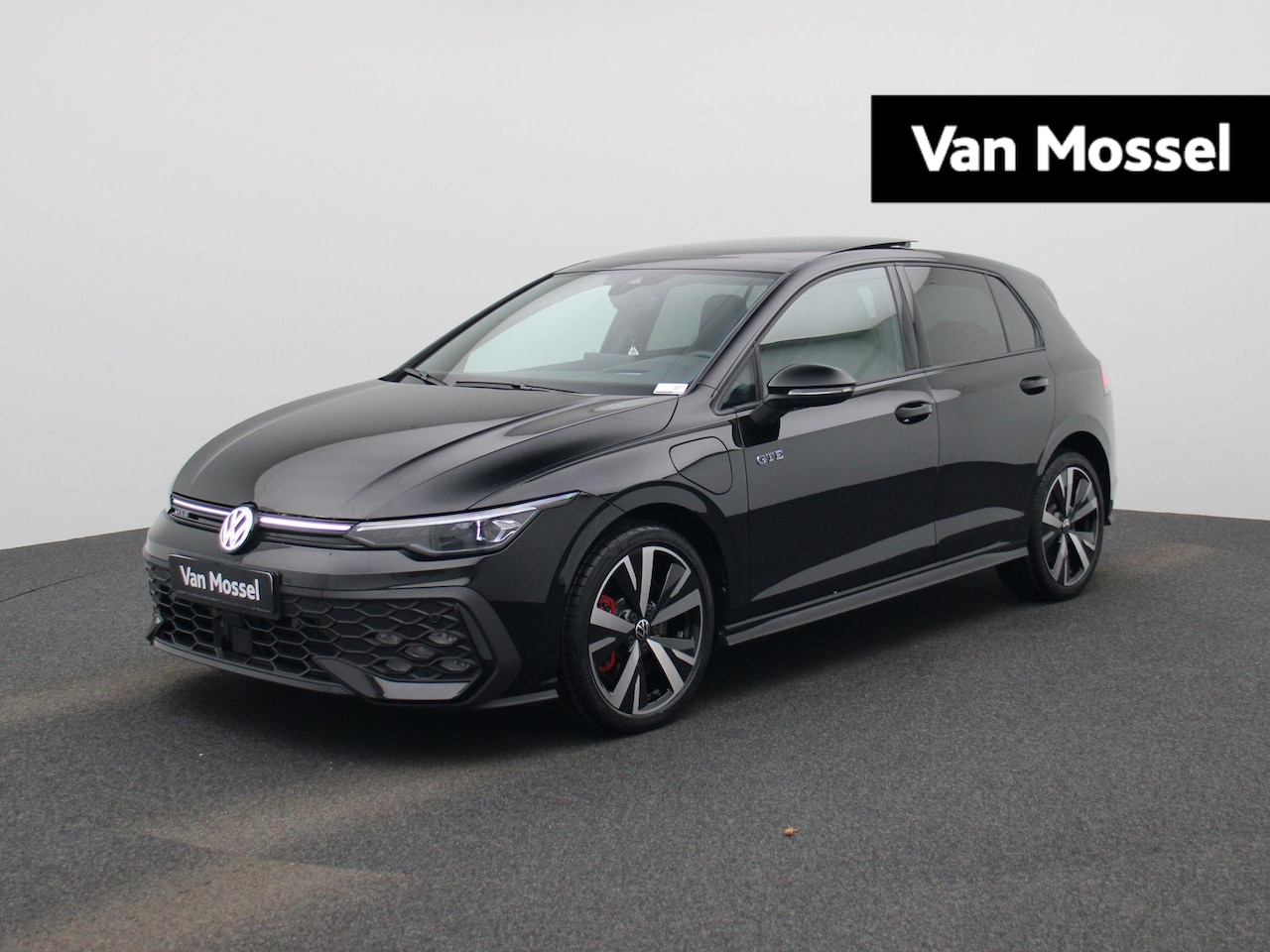 Volkswagen Golf - 1.5 eHybrid GTE 272 PK | DEMO | VOLLEDIG LEDER | PANORAMADAK | SPORT PAKKET | MEMORY STOEL - AutoWereld.nl