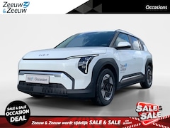 Kia EV3 - Plus 58.3 kWh | Stoel verwarming | Parkeer camera achter + parkeer sensoren voor en achter
