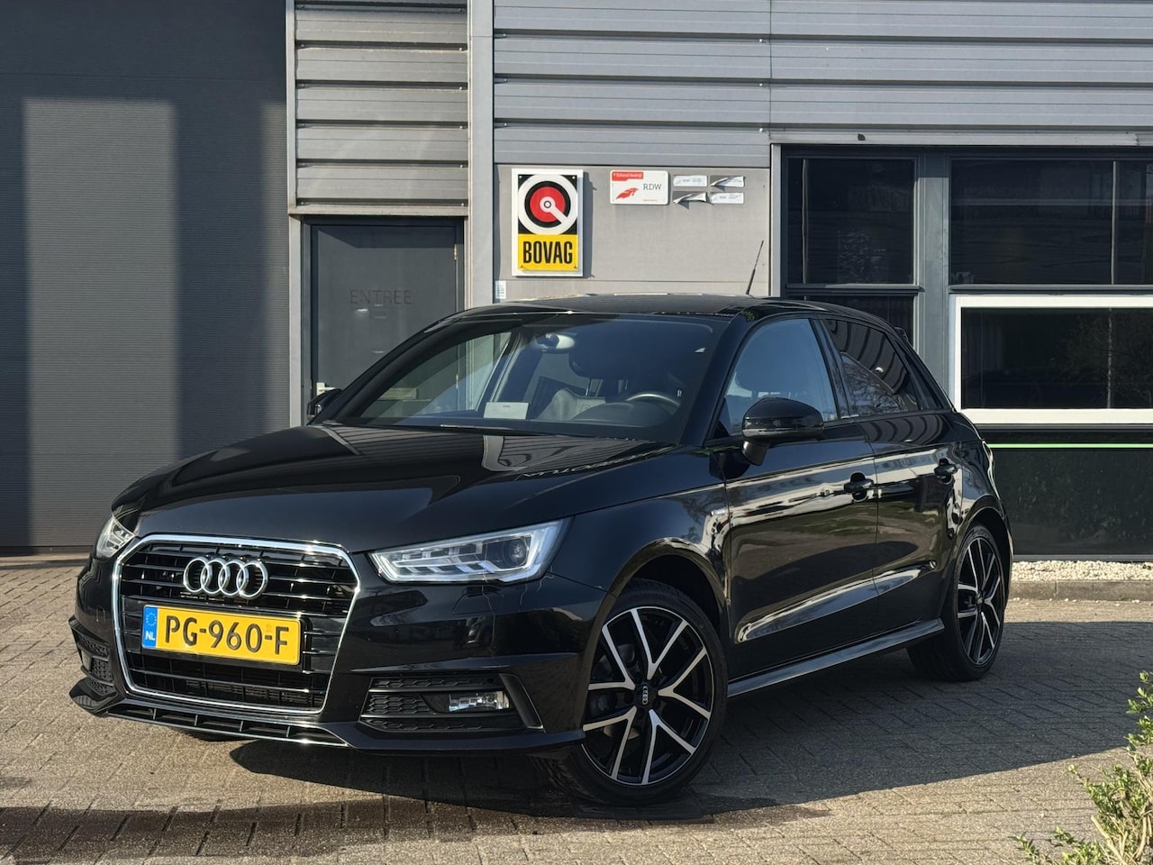 Audi A1 Sportback - 1.0 TFSI Sport S line Edition | 3x S-Line | Xenon - LED | Cruise - AutoWereld.nl