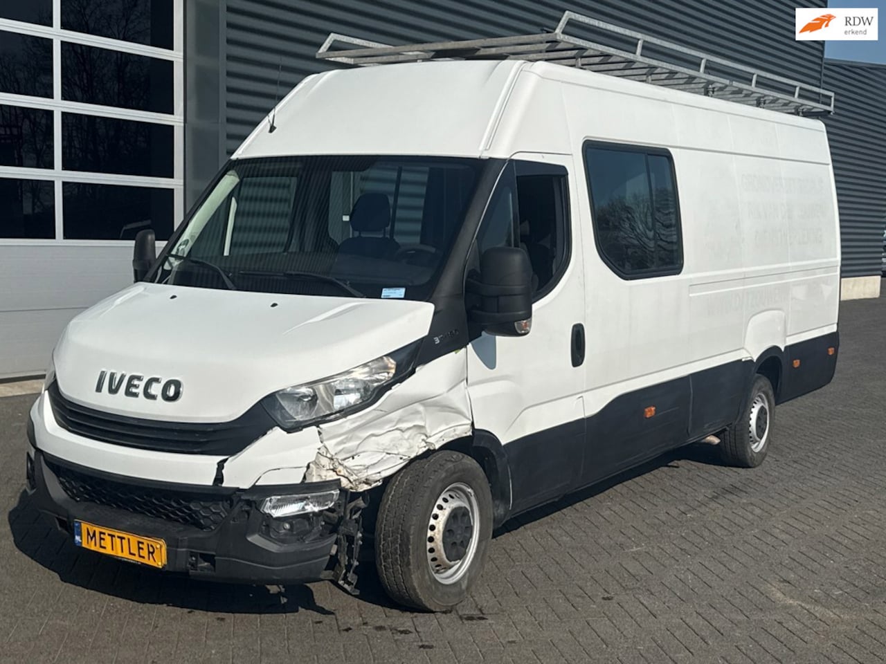 Iveco Daily - 3.0 410 L4H2, 5 persoons, trekhaak - AutoWereld.nl
