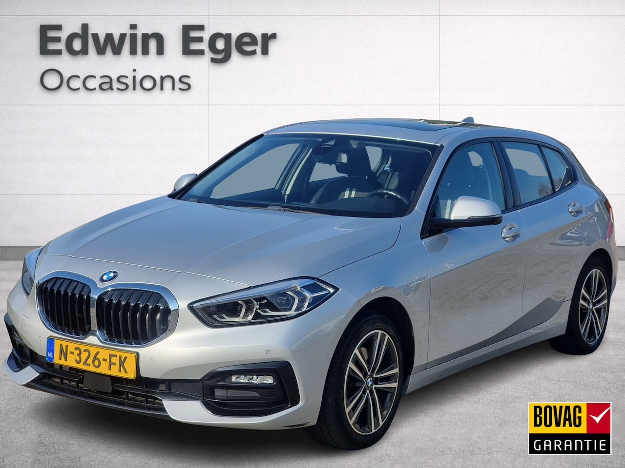 BMW 1-serie - 118i Business Edition | Sportline | Panoramadak | M sport stuur | Sportstoelen - AutoWereld.nl