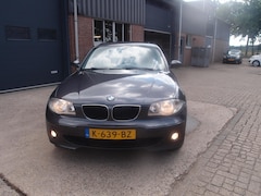 BMW 1-serie - (e87) 2.0 118I Executive " Nette inruiler " mee neem prijs