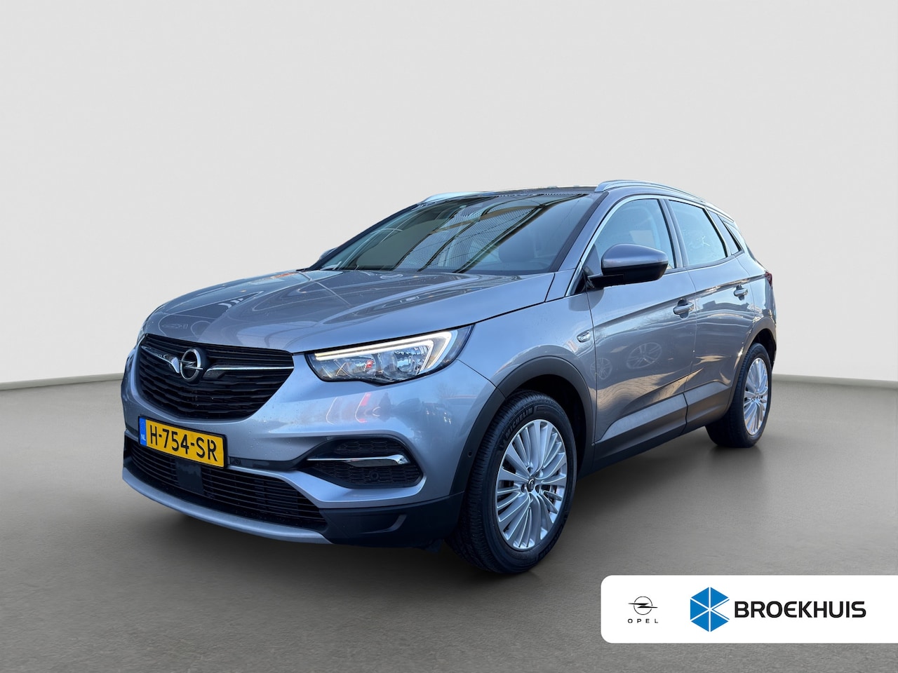 Opel Grandland X - 1.2 Turbo Innovation Full map navigatie |AGR comfortstoelen | Parkeersensoren | Climate co - AutoWereld.nl