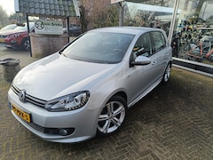 Volkswagen Golf - 1.4 TSI Highline //R-line pakket//DSG//Xenon//