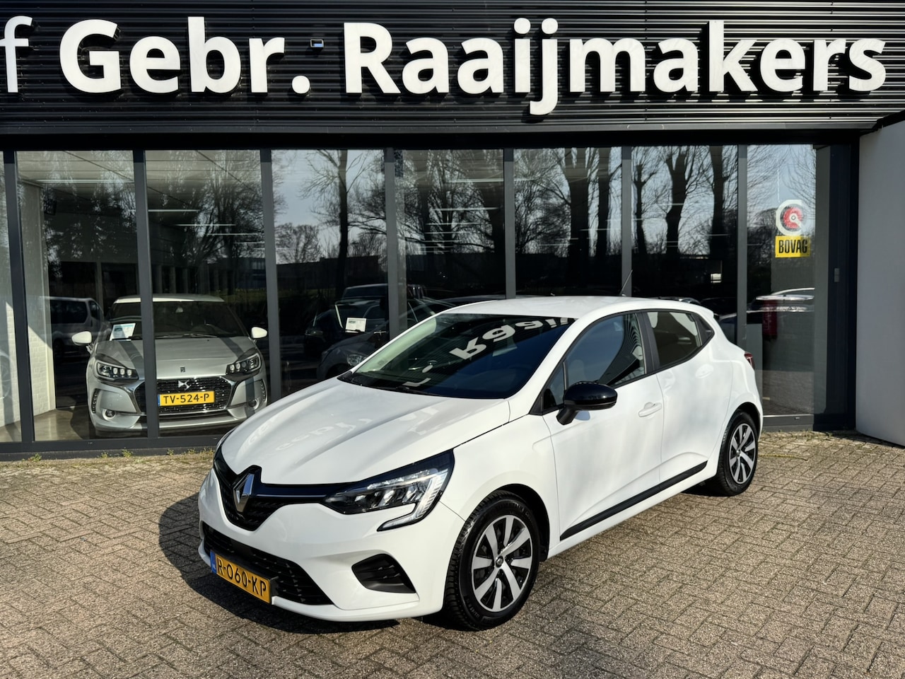 Renault Clio - 1.0 TCe 90 Equilibre*Navigatie*Apple Carplay* - AutoWereld.nl