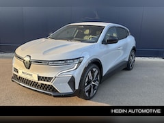 Renault Mégane E-Tech - comfort range iconic 60 kWh | LEDER | 22KW LADEN AC | NAVIGATIE | CAMERA |